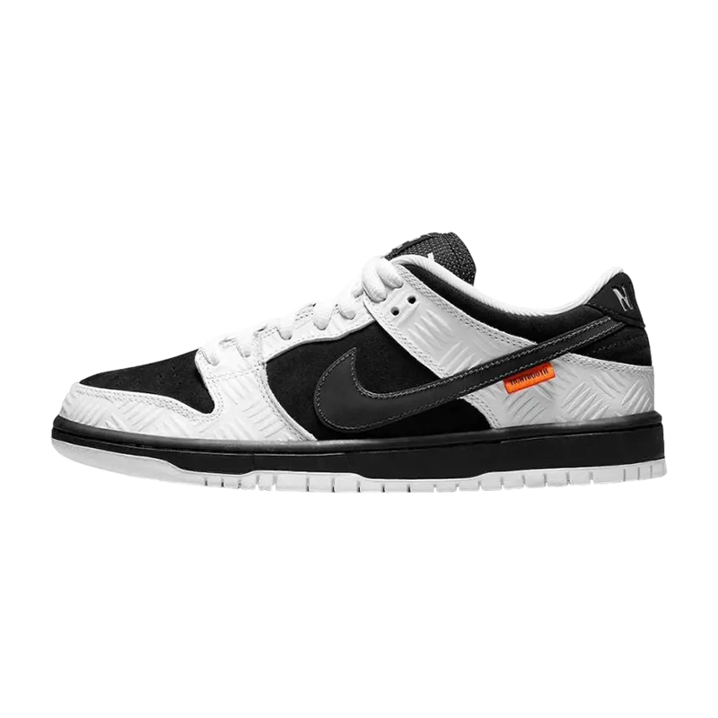 TIGHTBOOTH × Nike SB Dunk Low Pro QS "Black and White"