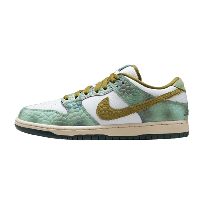 Alexis Sablone × Nike SB Dunk Low Pro "White and Pacific Moss"